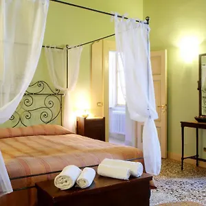 Alba Citta Alta Bed & Breakfast