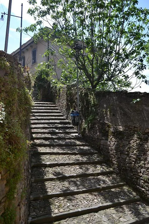 Bed & Breakfast A Casa Mia 3*, Bergamo